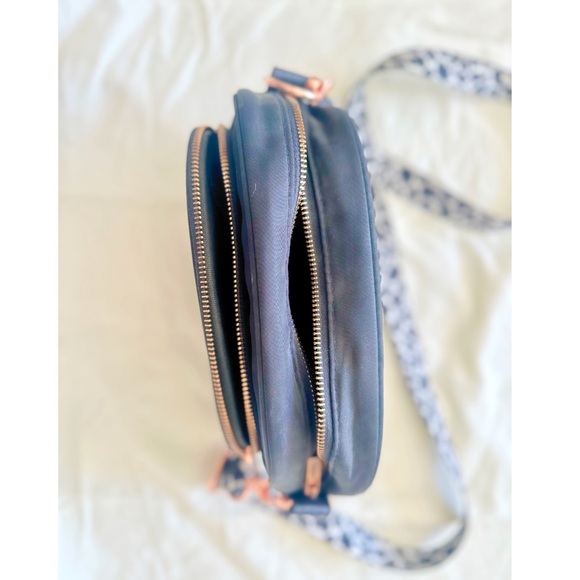 Sassy Woof “Baby Got Black” Crossbody Bag & “Moo Moo” Strap - Picture 5 of 7